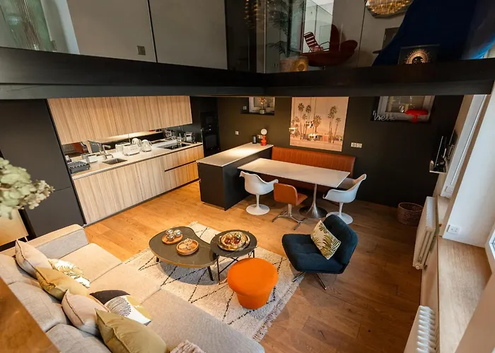 Alma - With Terrace And Sea View In